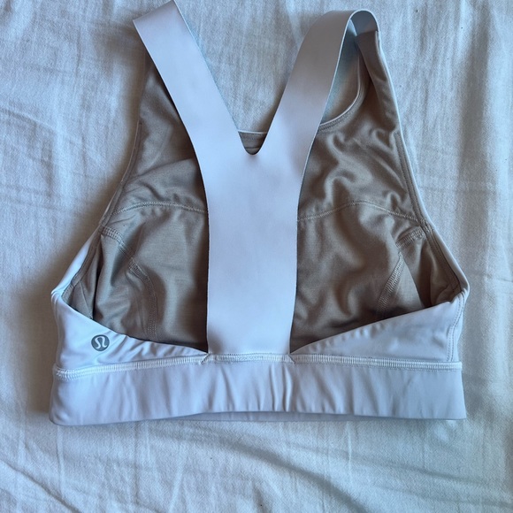 EUC Lululemon Fast and Free Sports Bra “Namaste” Size 6 - Picture 2 of 2